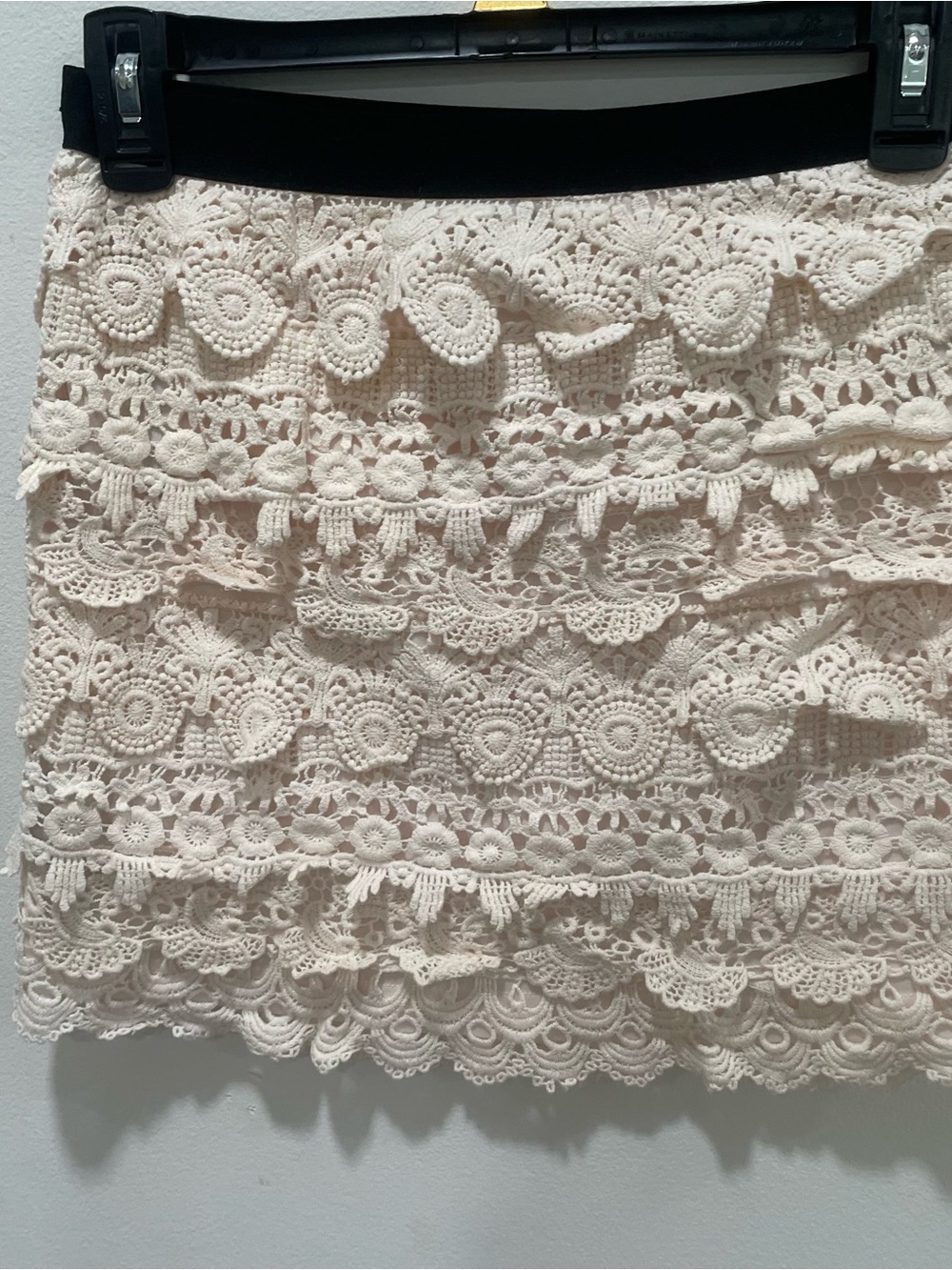 Forever 21 Cream Crochet Lace Mini Skirt